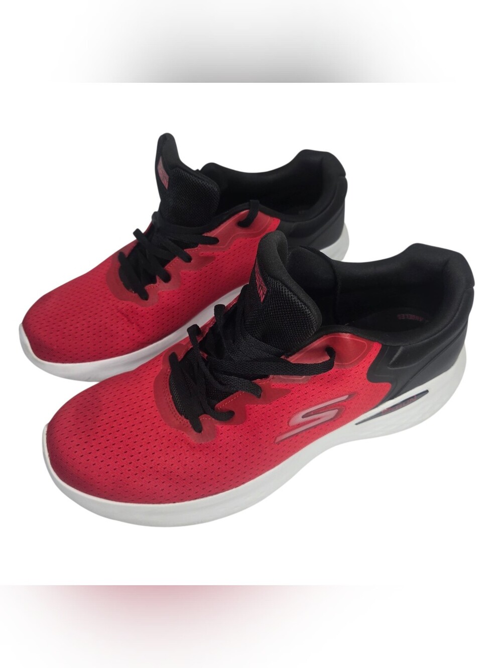 Skechers Men's Red and Black Athletic Lace-Up Sneakers. Size 12